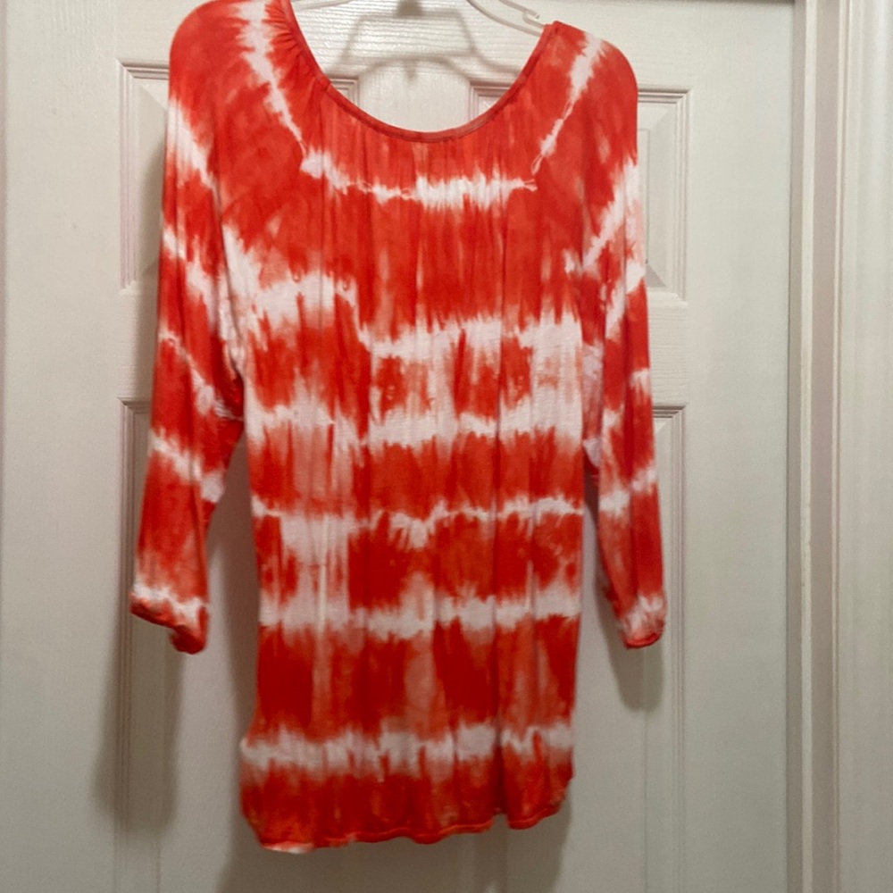 Pretty orange & white Michael Kors top.